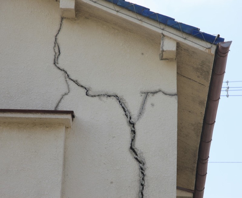 Avocat pour vice caché et maison affectée de fissures à Aix en Provence